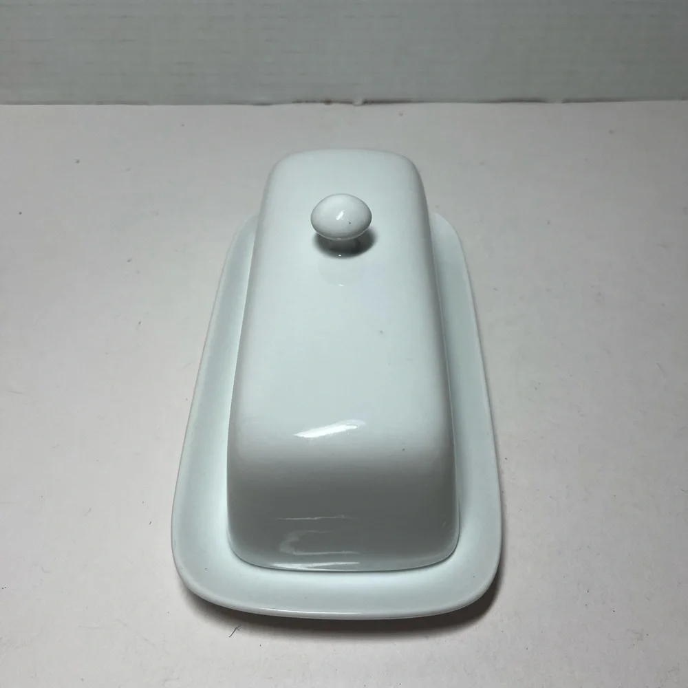 Butter Dish with lid